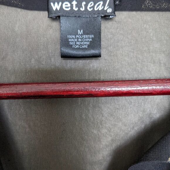 Gold Metallic Semi Sheer Top Size M - Picture 5 of 7